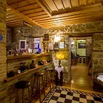 Pigi Tarlampa Hotel
