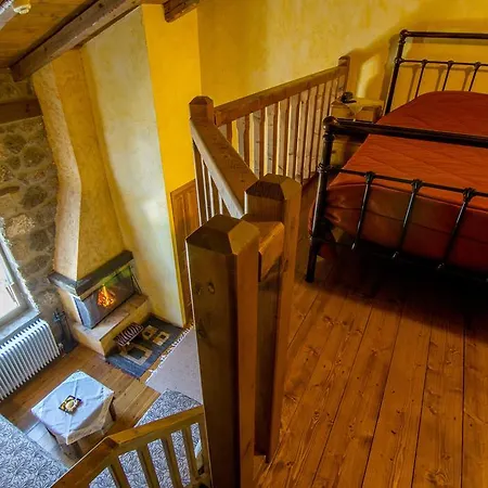 Pigi Tarlampa Hotell 3*