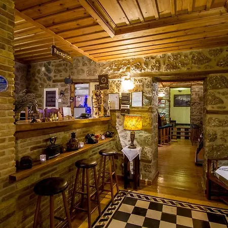 Pigi Tarlampa Hotell