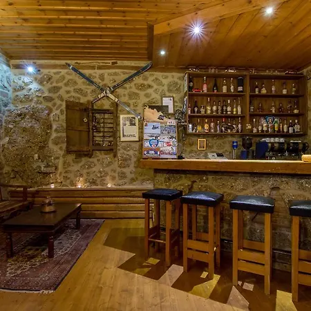 Hotell Pigi Tarlampa Ano Trikala