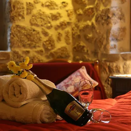 호텔 Pigi Tarlampa 아노 트리칼라