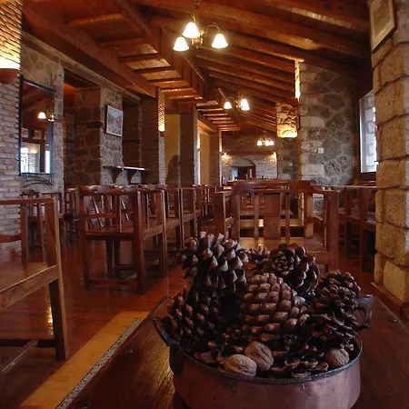 Pigi Tarlampa 아노 트리칼라